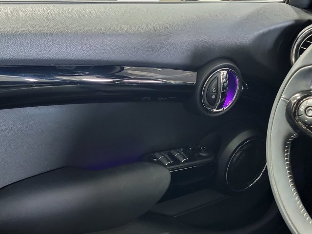 Used 2019 MINI Cooper S FWD image 22
