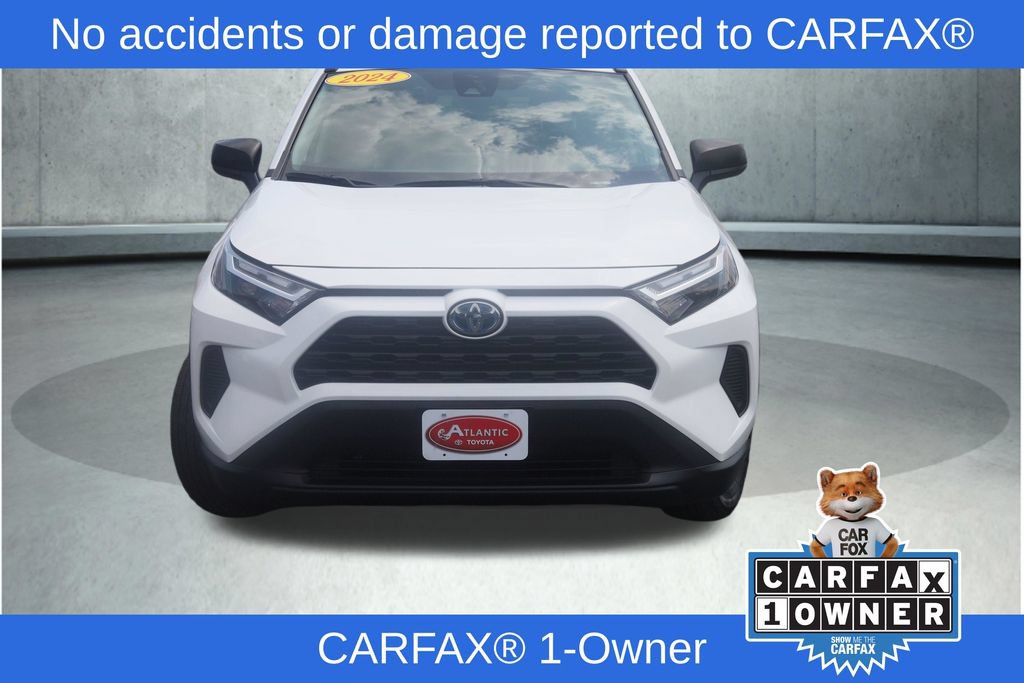 Used 2024 Toyota RAV4 LE AWD/4WD image 2