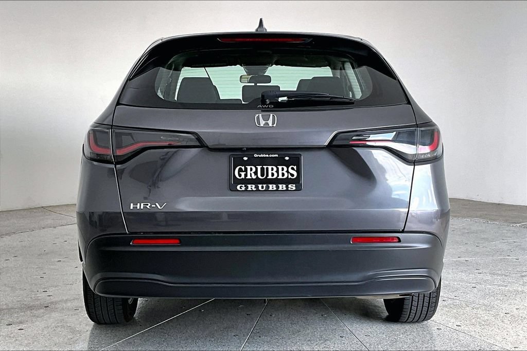 Used 2025 Honda HR-V LX image 4