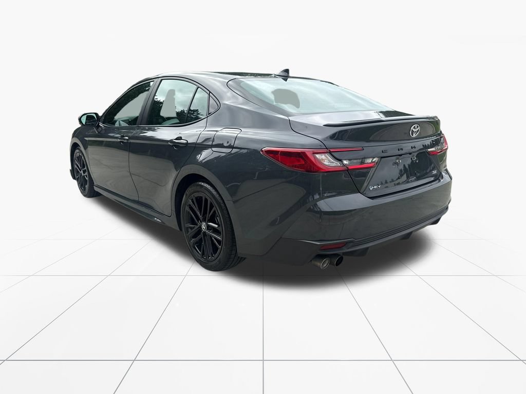 Used 2025 Toyota Camry SE FWD image 6