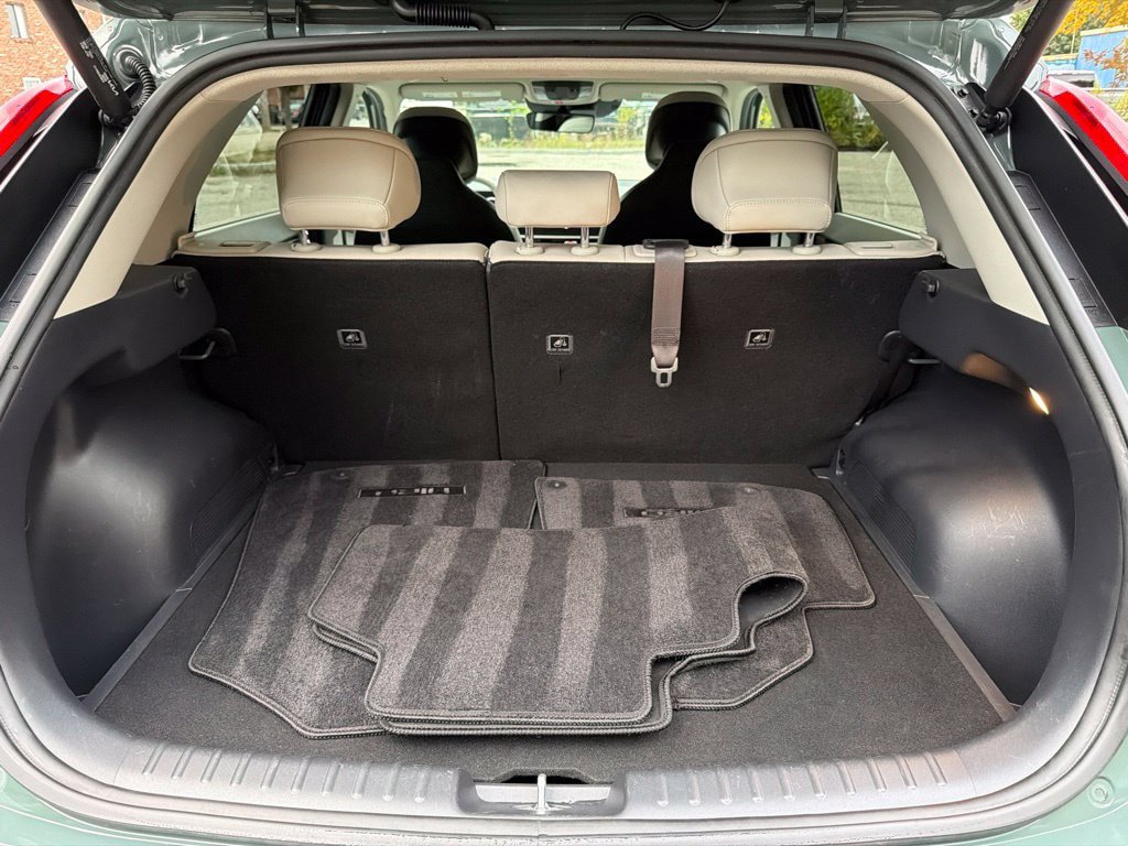 Used 2023 Kia Niro Wind w/ Wind Preserve Package FWD image 28