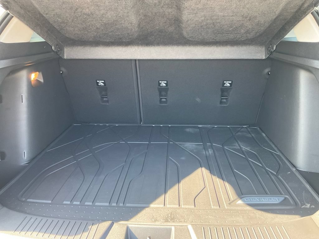 New 2026 Chevrolet Trax LT w/ Driver Confidence Package FWD image 25