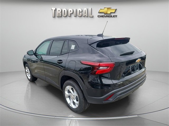 New 2026 Chevrolet Trax LS w/ LS Convenience Package image 3