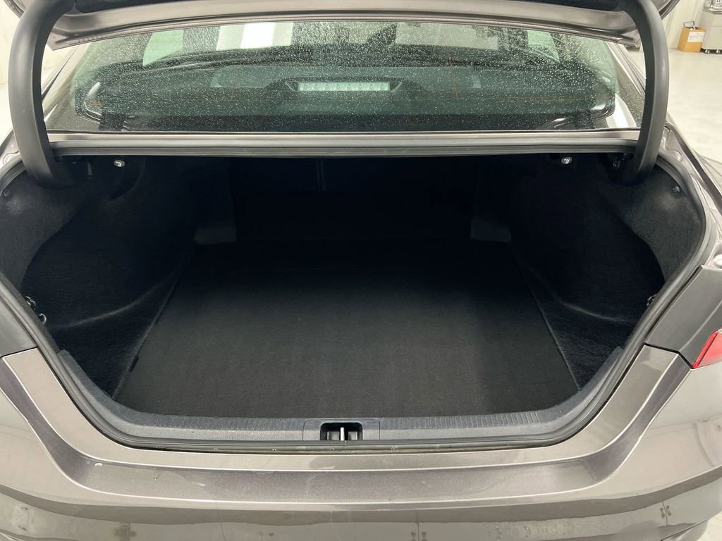 Used 2024 Toyota Camry XLE w/ Navigation Package image 25