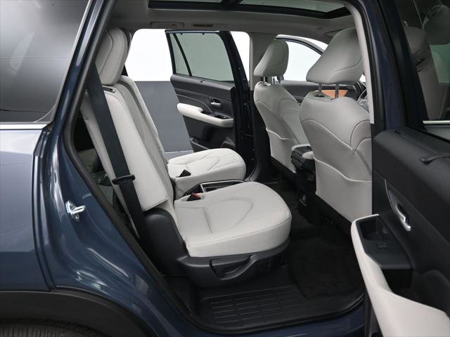 Certified 2024 Toyota Grand Highlander Platinum AWD/4WD image 36