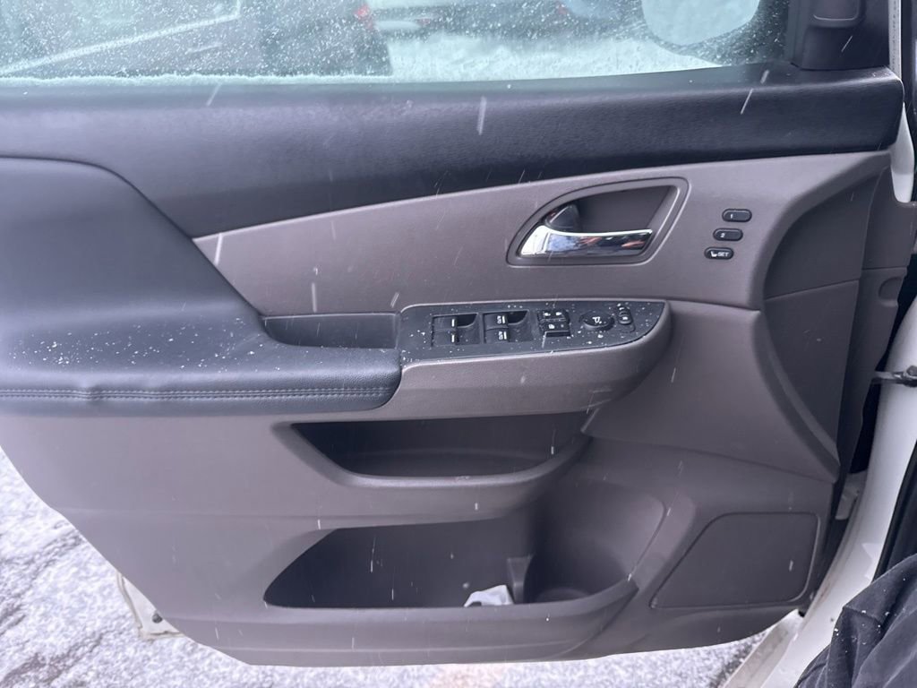 Used 2015 Honda Odyssey Touring Elite image 9