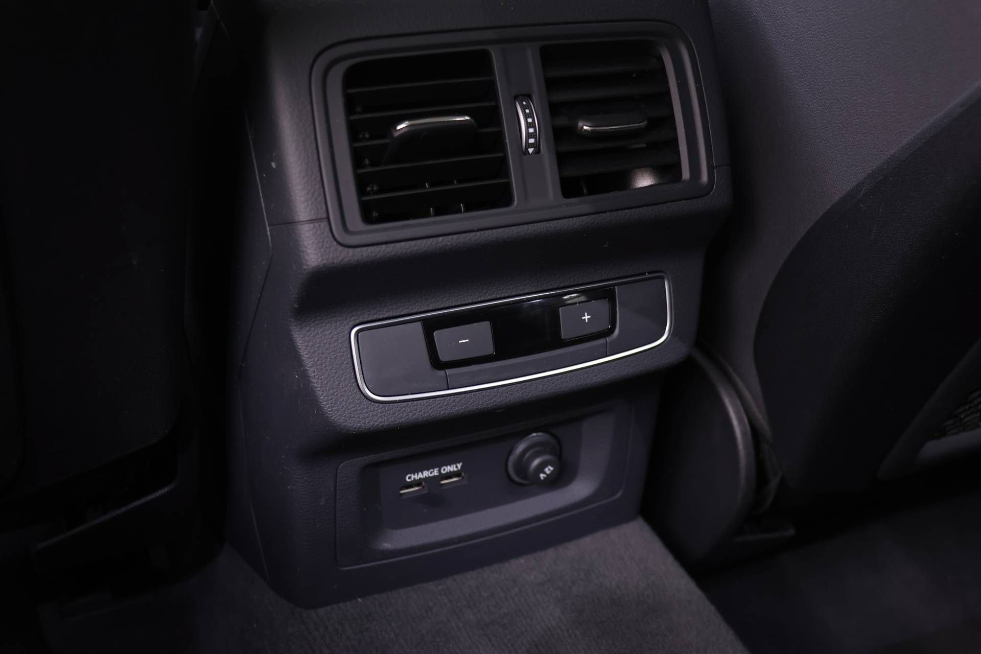 Certified 2024 Audi Q5 e Premium Plus w/ Premium Plus Package AWD/4WD image 15