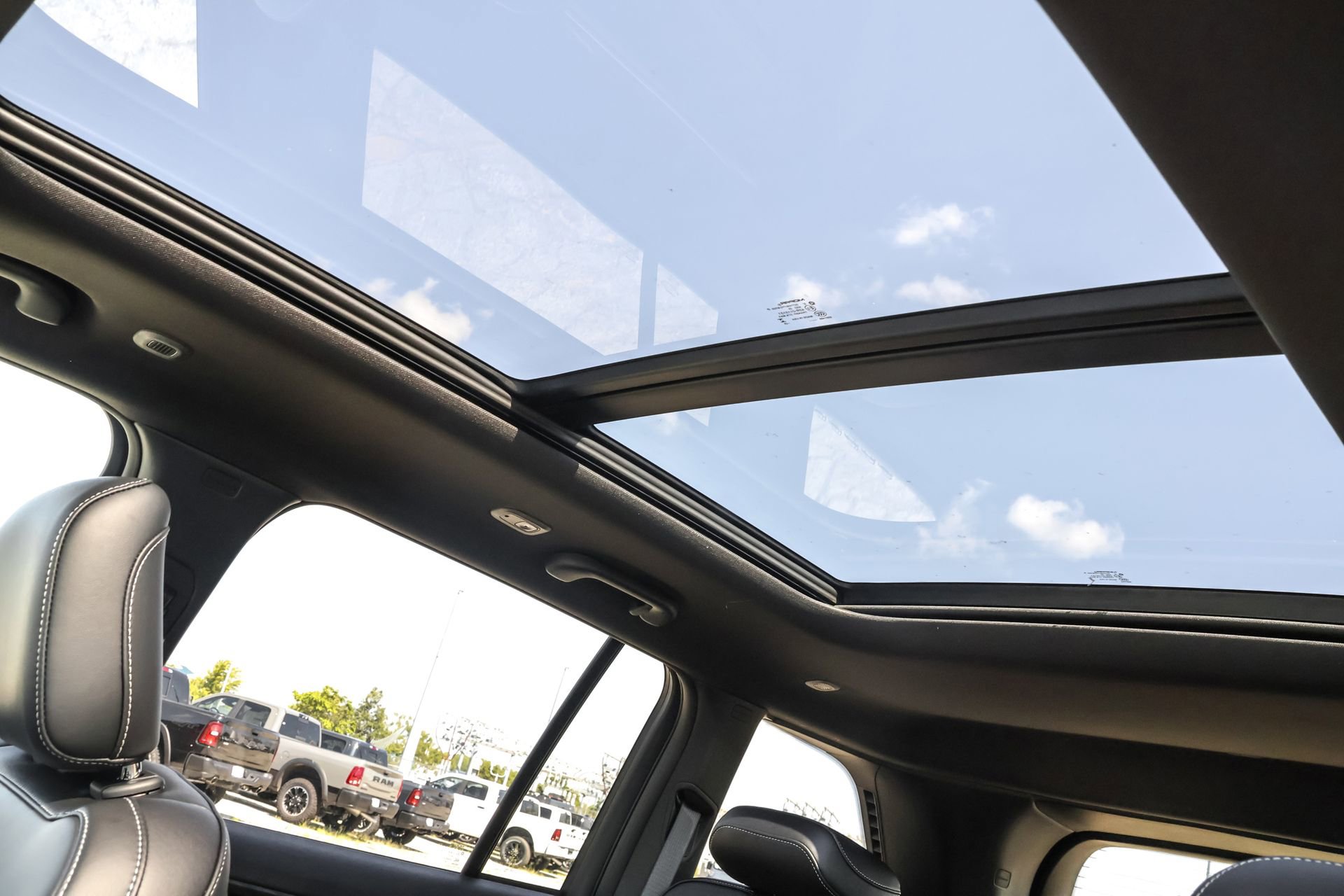 New 2025 Jeep Grand Cherokee Limited image 6