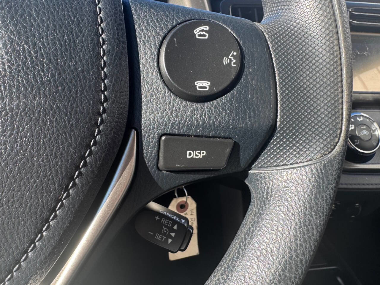 Used 2014 Toyota RAV4 LE image 8