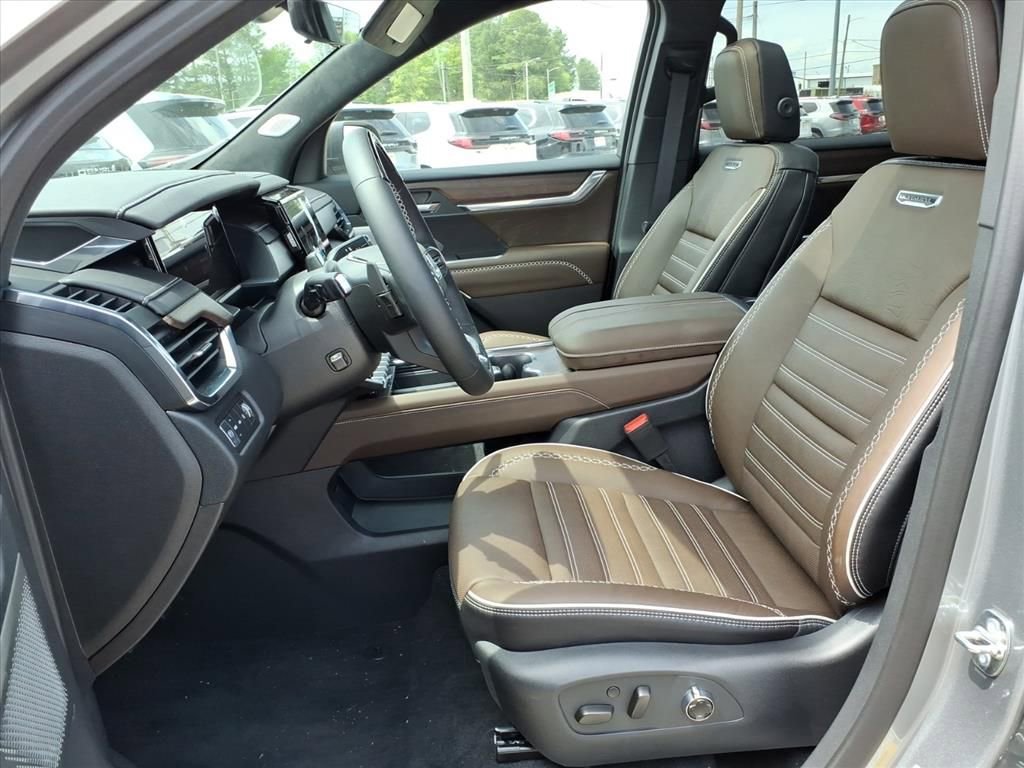 New 2026 GMC Acadia Denali Ultimate AWD/4WD image 11