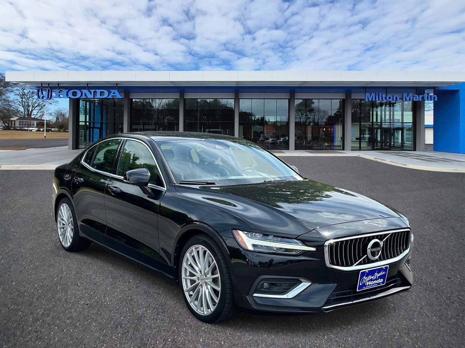Used 2021 Volvo S60 T6 Inscription