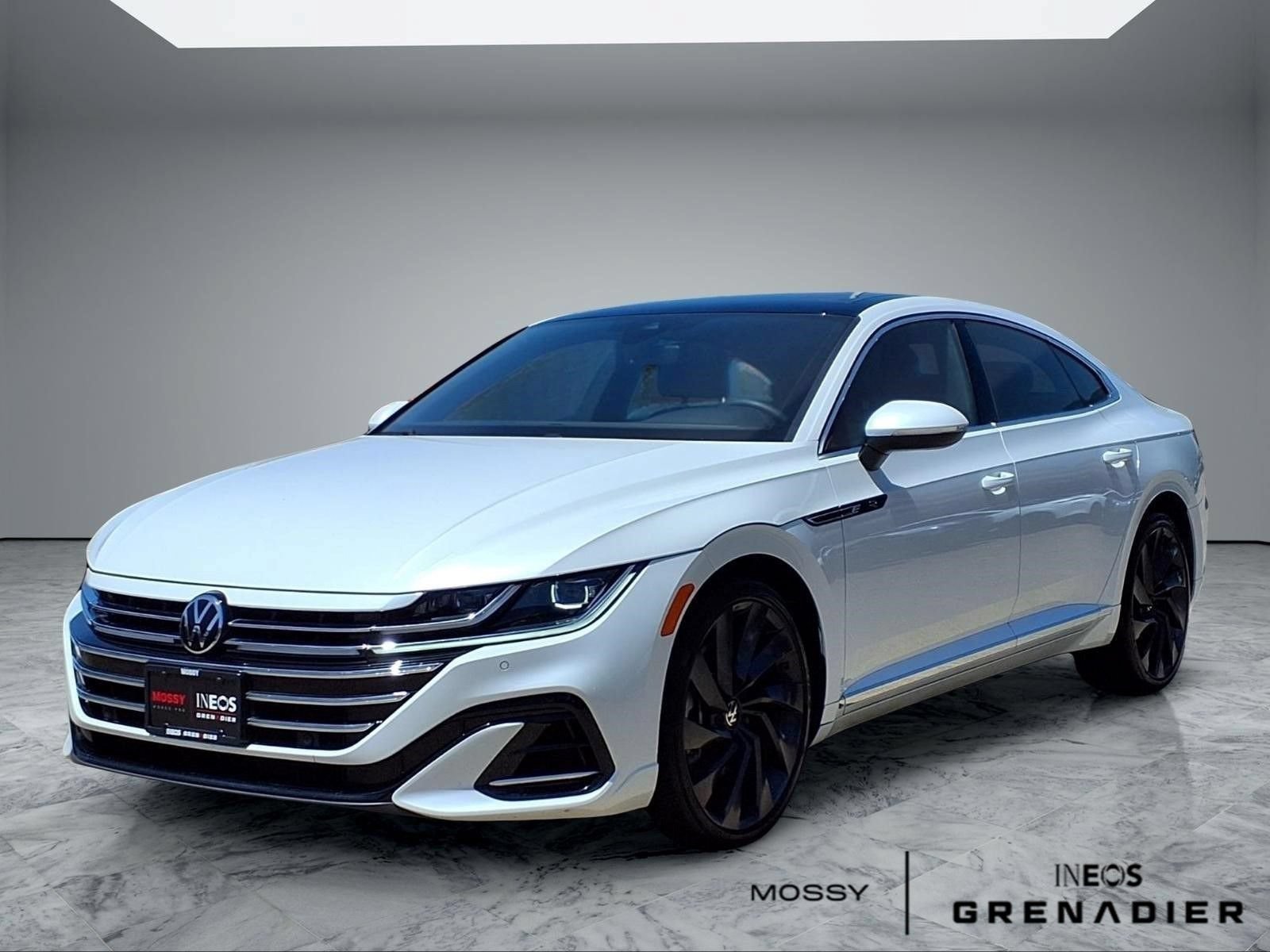 Used 2023 Volkswagen Arteon SEL AWD/4WD image 4