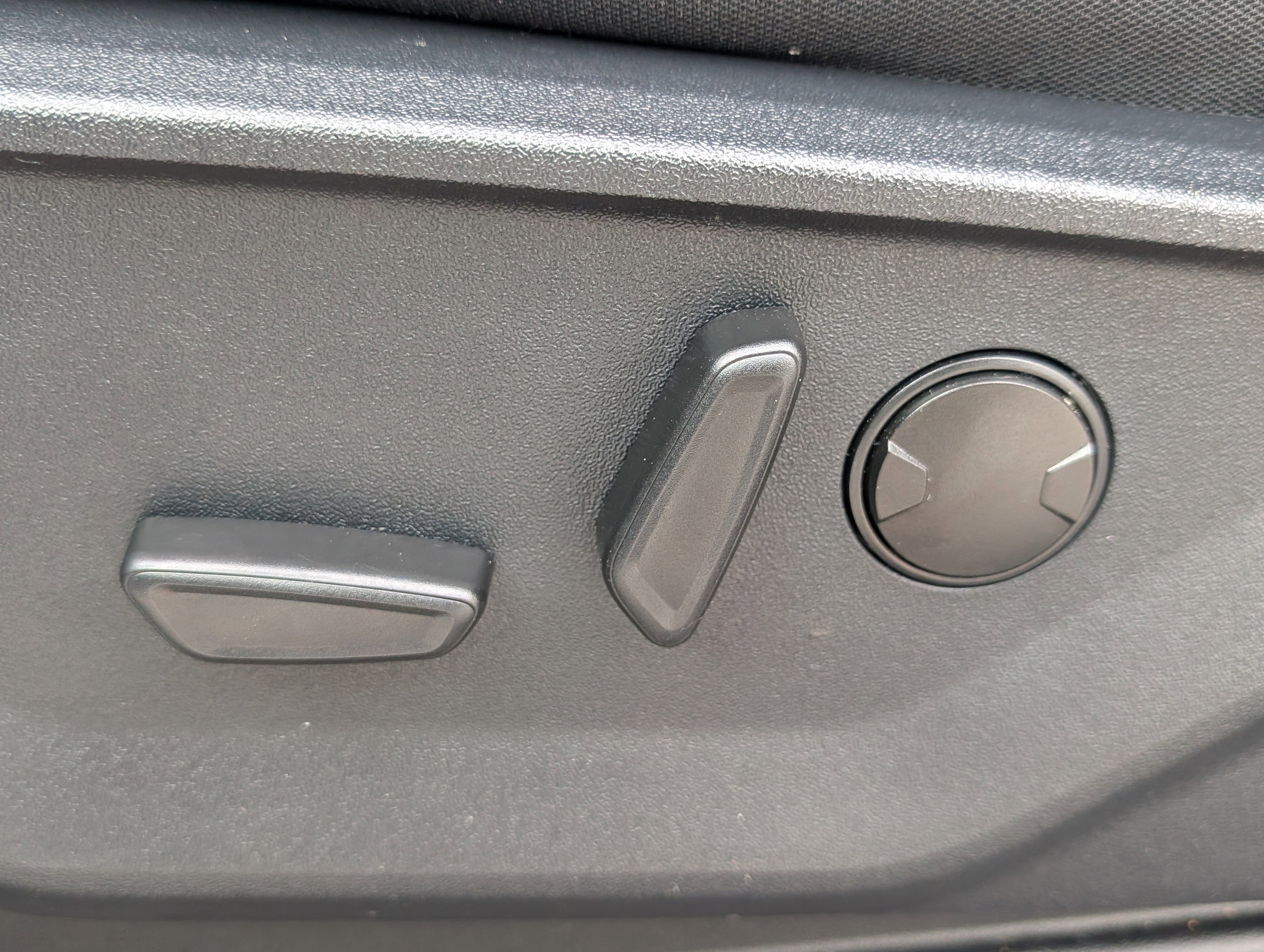 Used 2024 Ford F150 XLT w/ Equipment Group 302A MID image 21