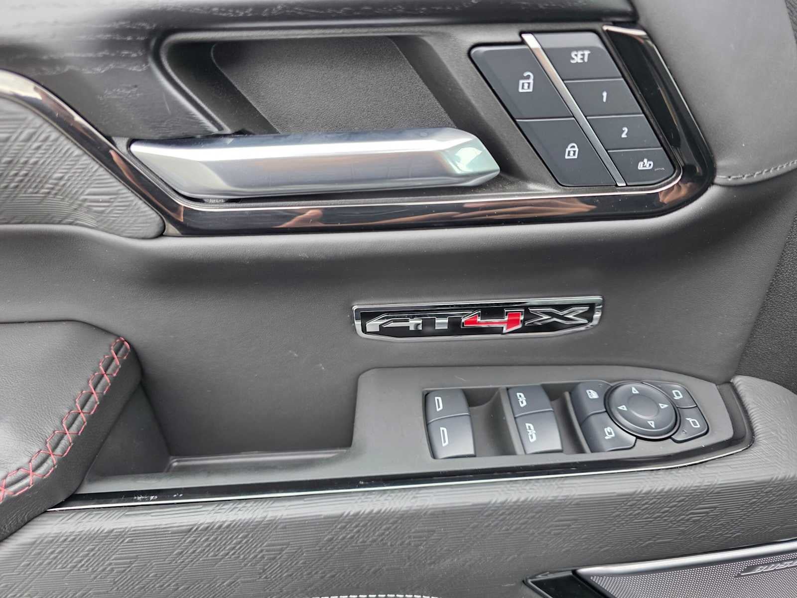Certified 2024 GMC Sierra 1500 AT4X w/ AT4X AEV Edition AWD/4WD image 22