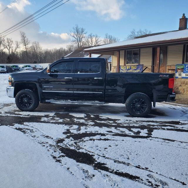 Used 2017 Chevrolet Silverado 3500 LTZ w/ Duramax Plus Package AWD/4WD image 3