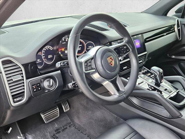 Used 2020 Porsche Cayenne S image 10