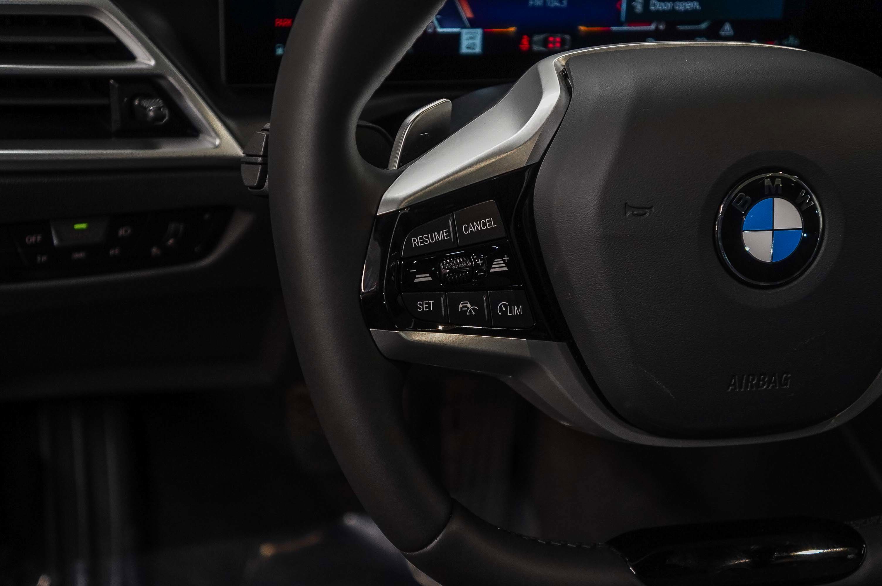 Used 2025 BMW 430i Coupe w/ Convenience Package image 16