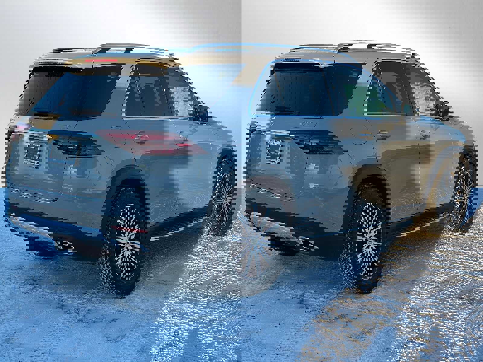 New 2026 Mercedes-Benz GLE 350 4MATIC image 3