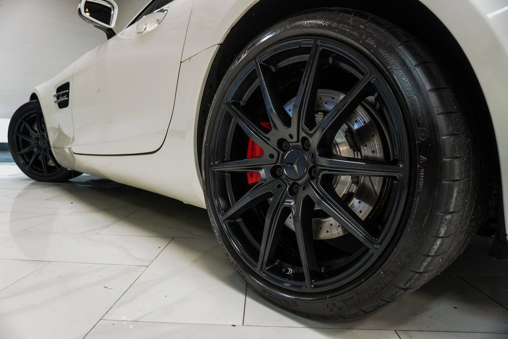 Used 2016 Mercedes-Benz AMG GT S w/ Exclusive Interior Package image 33