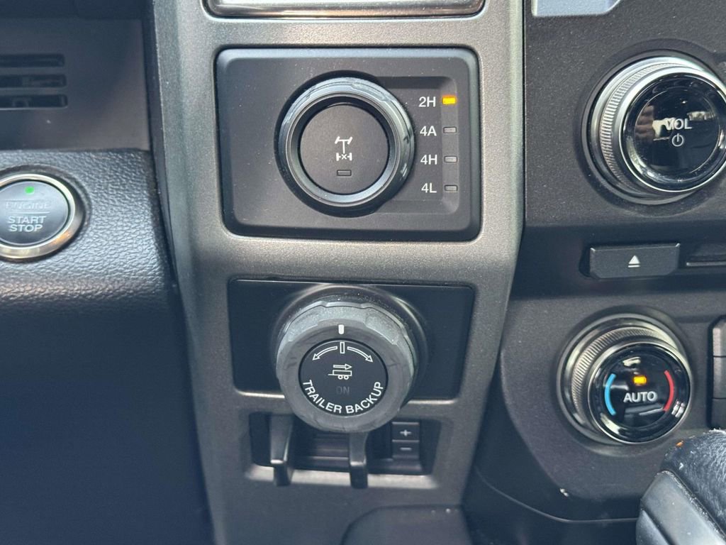 Used 2017 Ford F150 Raptor w/ Equipment Group 802A Luxury image 8