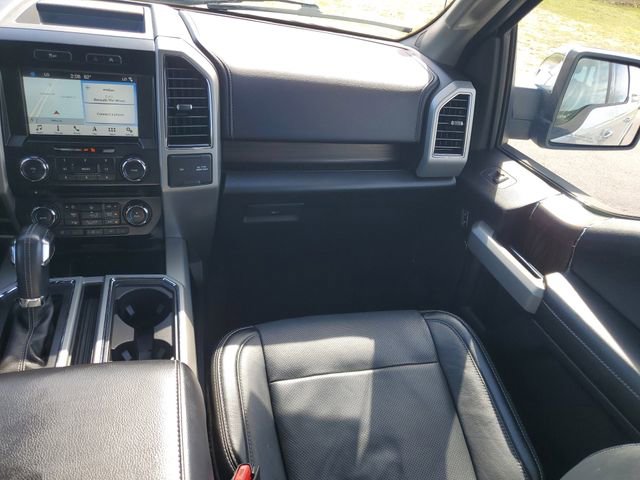 Used 2017 Ford F150 Lariat image 29