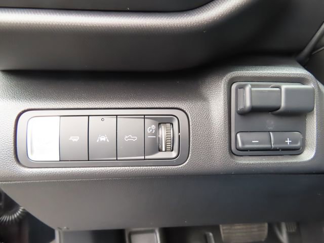 Used 2025 Chevrolet Silverado EV W/T AWD/4WD image 35