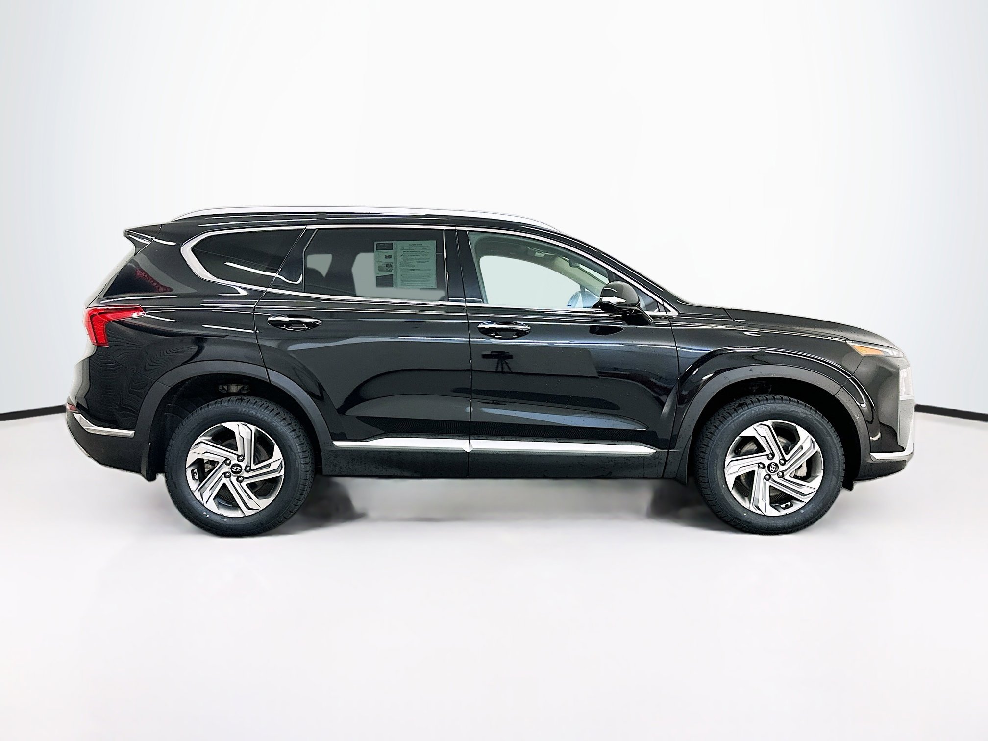 Used 2023 Hyundai Santa Fe SEL w/ Premium Package image 10