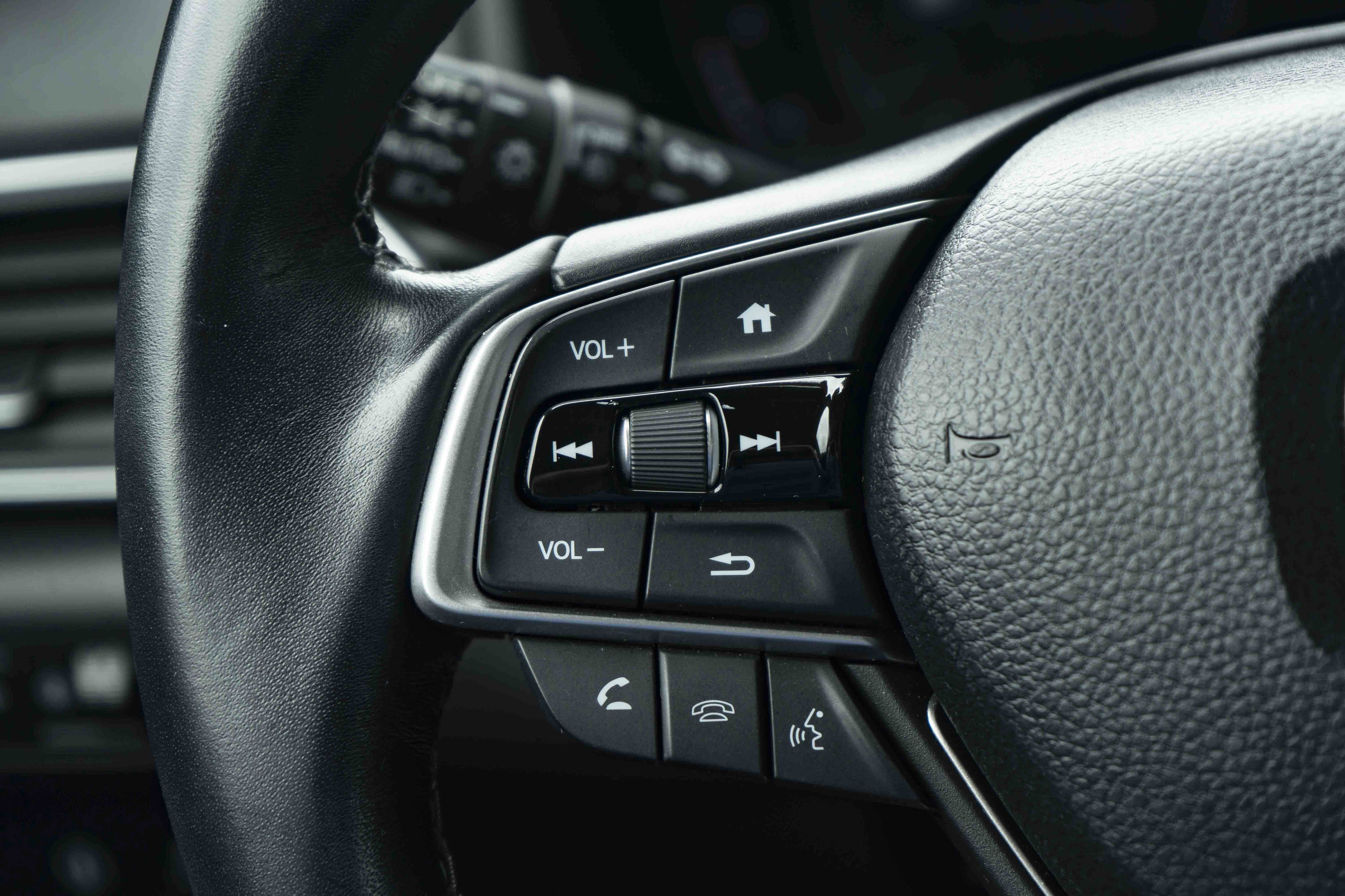 Used 2021 Honda Accord EX-L image 21