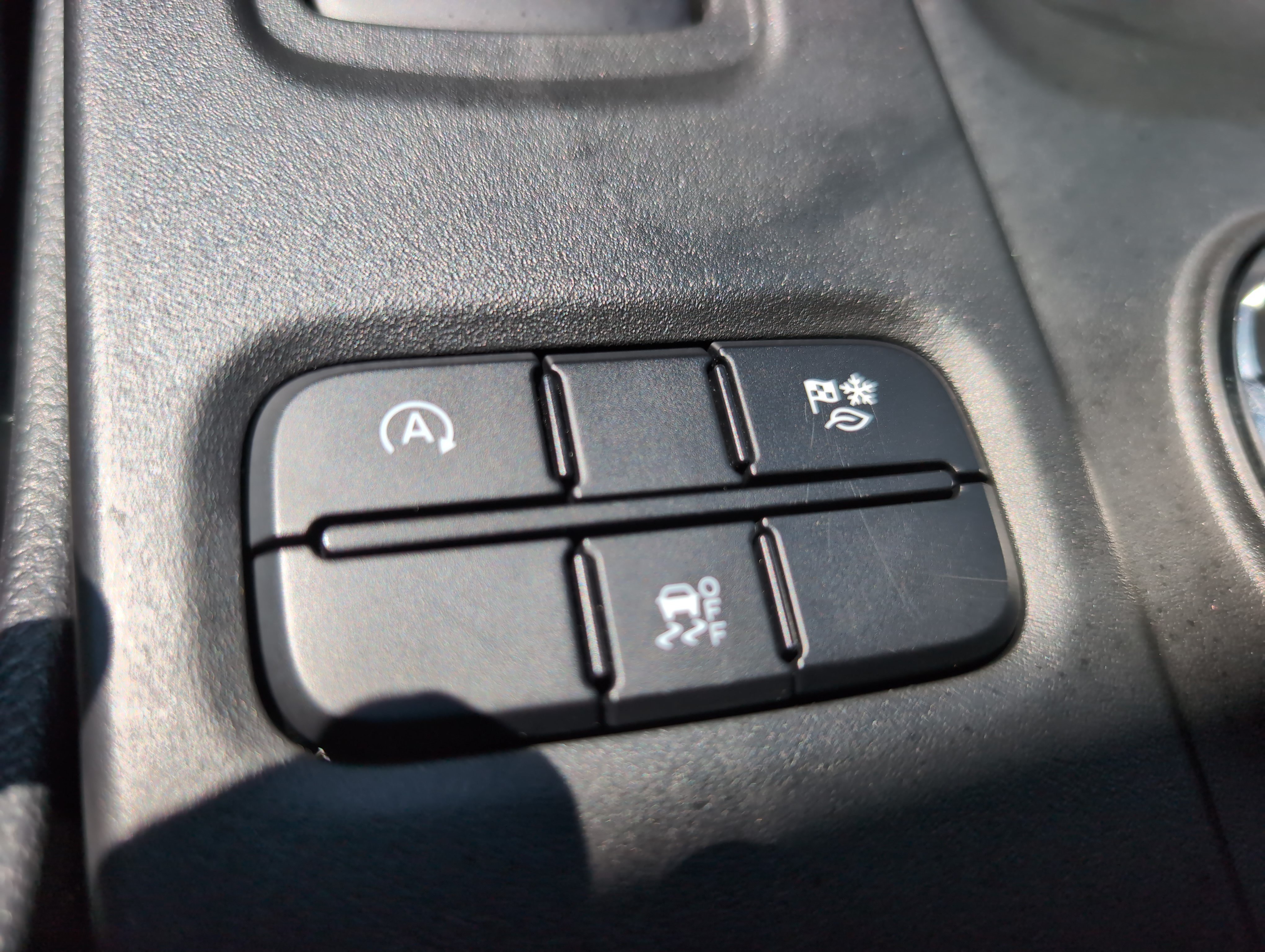 Used 2025 Ford Ranger XLT w/ Equipment Group 301A High AWD/4WD image 39