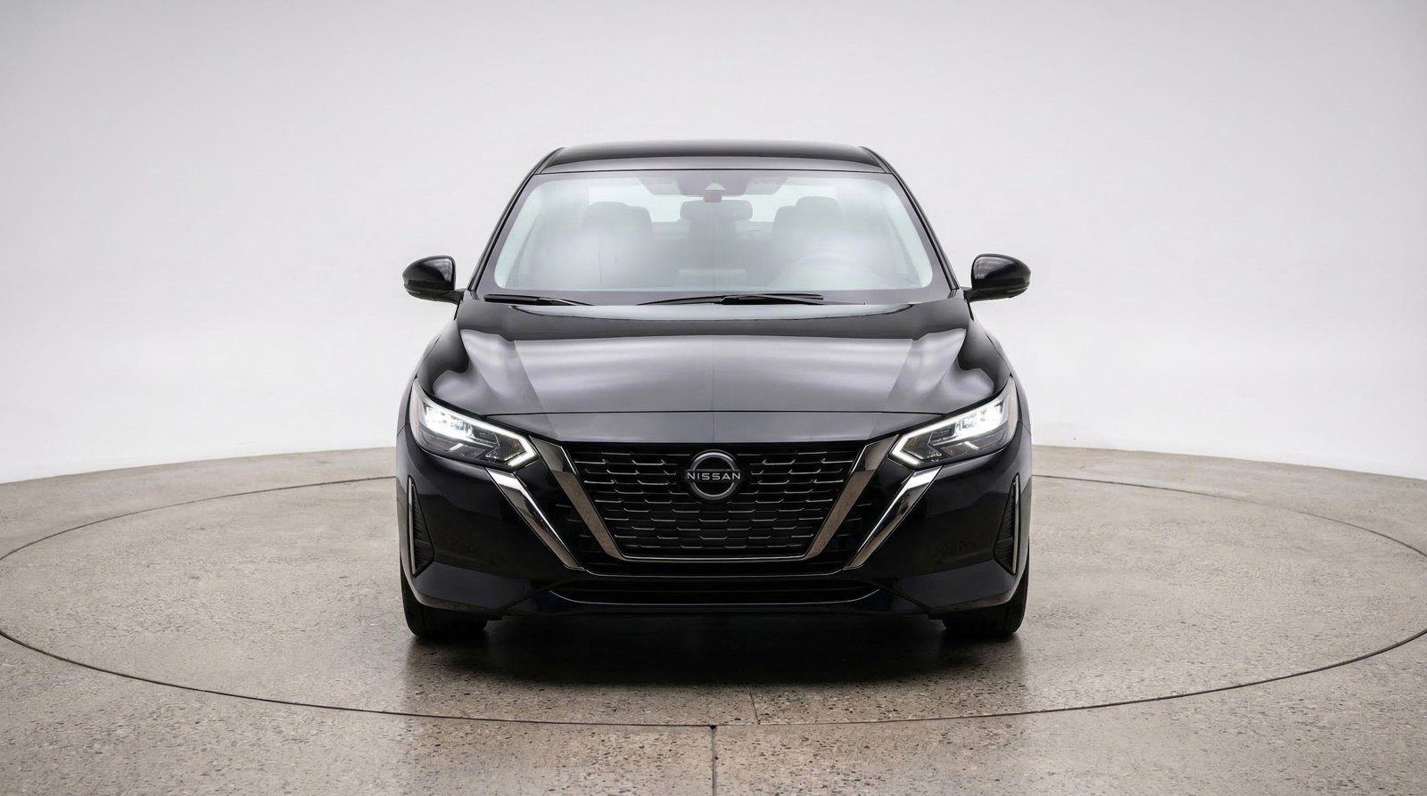 Used 2025 Nissan Sentra SV image 2