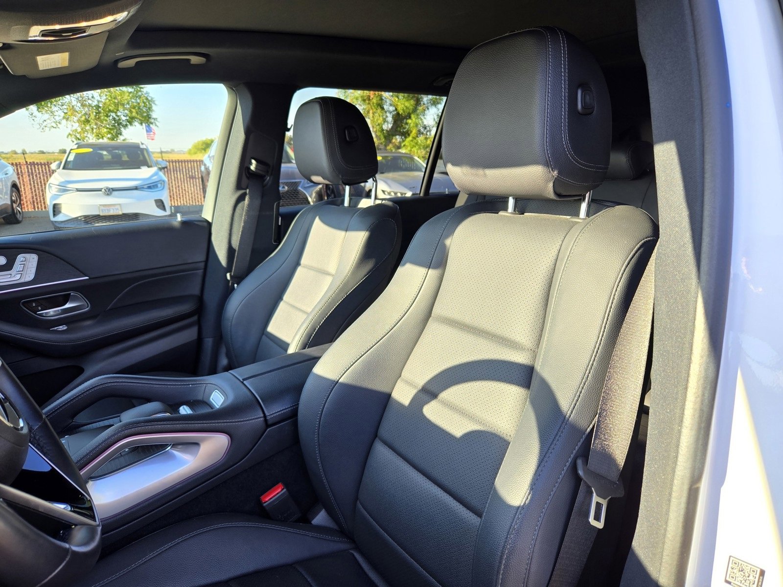 Used 2024 Mercedes-Benz GLS 450 4MATIC image 14