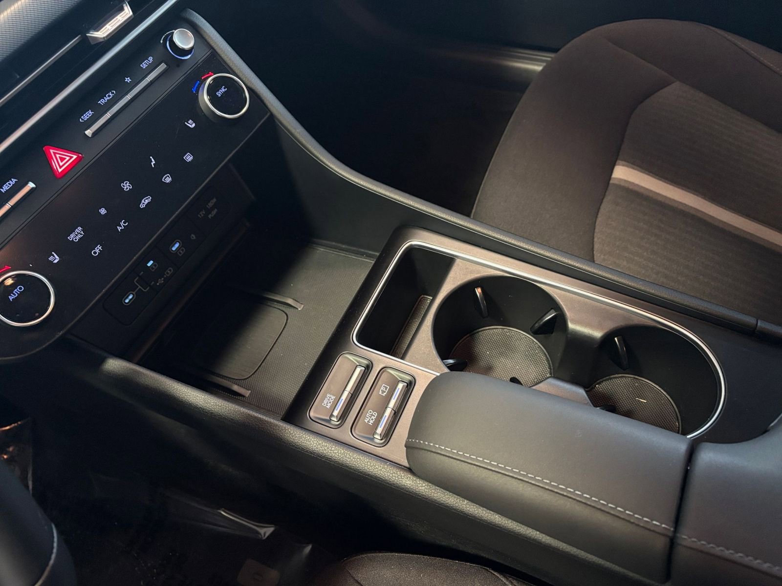 Used 2025 Hyundai Sonata SEL image 42