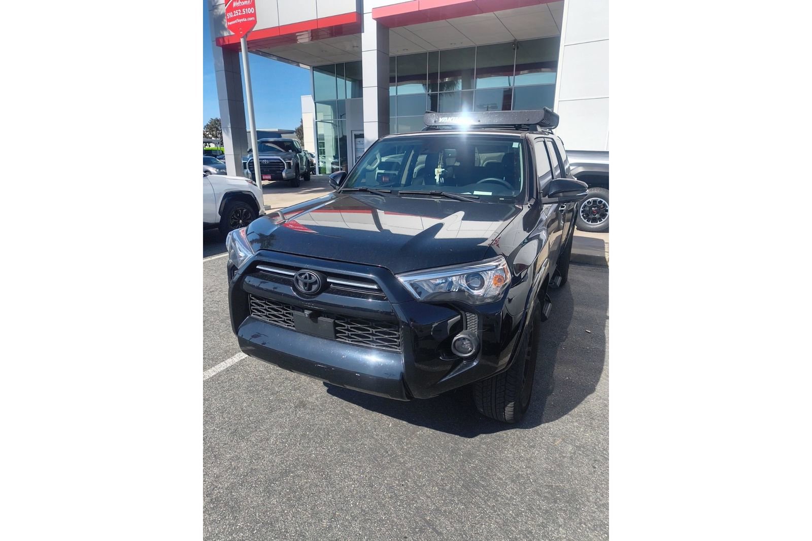 Certified 2023 Toyota 4Runner SR5 Premium w/ Moonroof Package AWD/4WD image 2