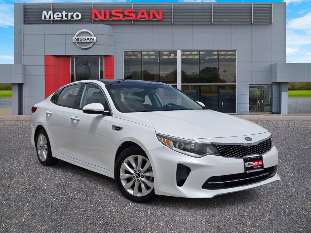 Used 2018 Kia Optima S w/ Panoramic Sunroof Package FWD video 1