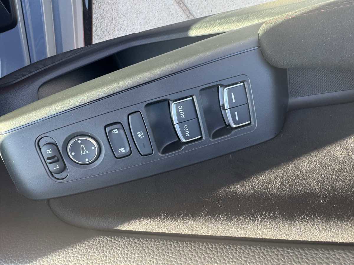 Used 2024 Honda Civic Type R image 12