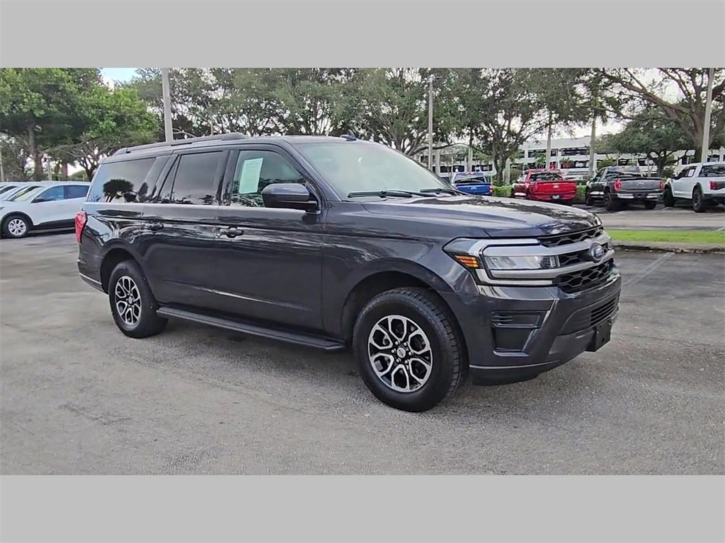 Used 2024 Ford Expedition Max XLT image 43
