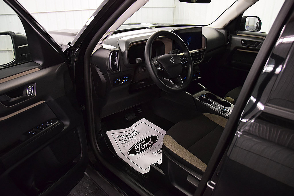 Used 2025 Ford Bronco Sport Big Bend AWD/4WD image 14