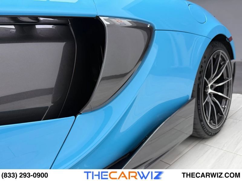 Used 2019 McLaren 600LT RWD image 20