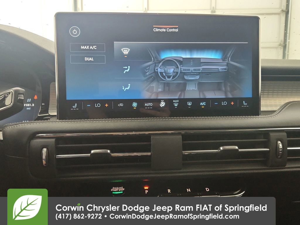 Used 2023 Lincoln Corsair AWD w/ Towing Package image 26