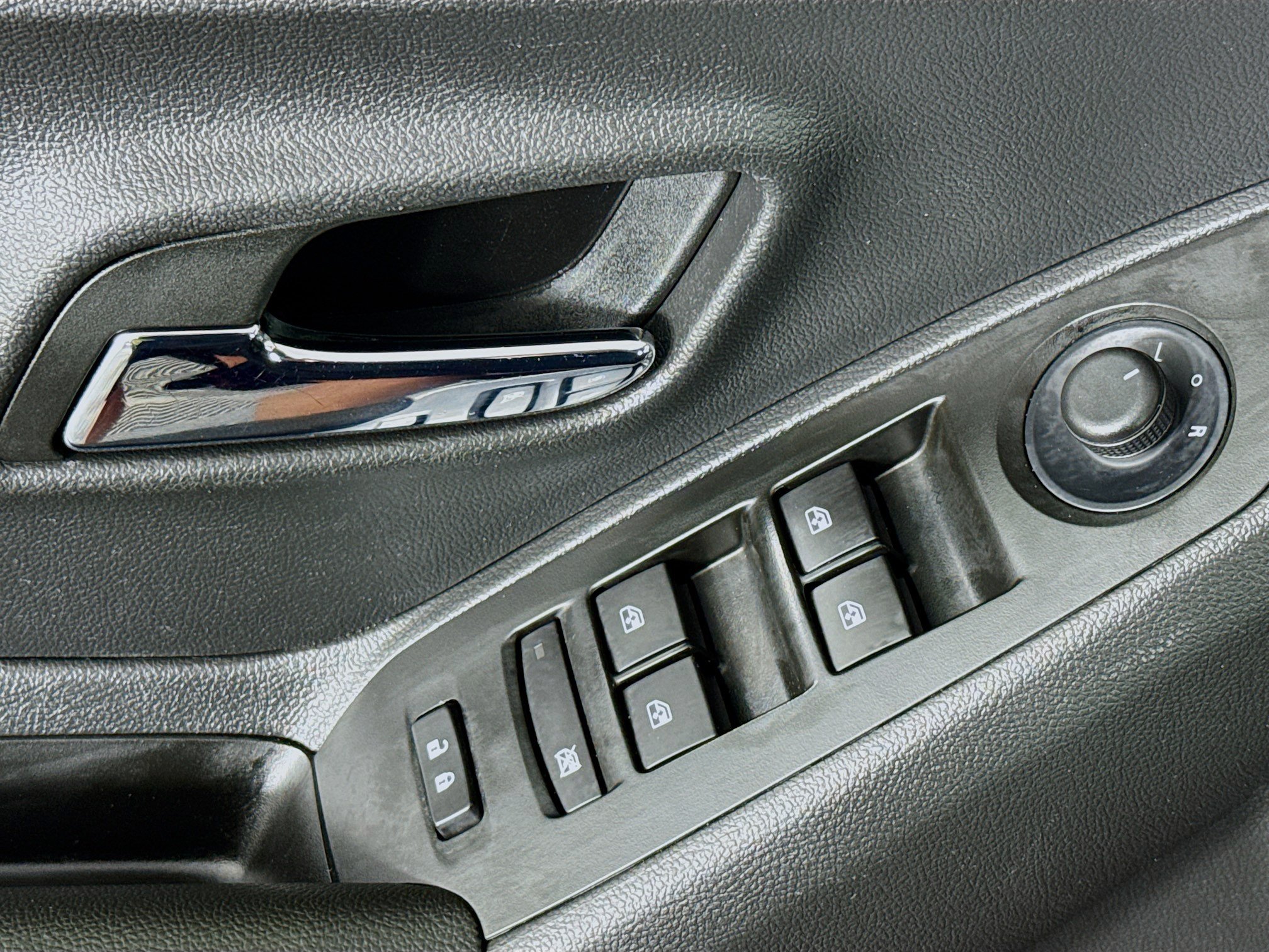 Used 2022 Chevrolet Trax LT w/ LT Convenience Package FWD image 22