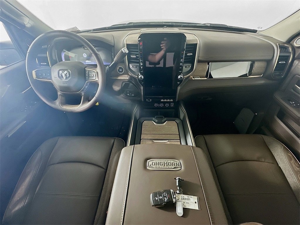 New 2026 RAM 2500 Limited w/ Towing Technology Group image 9