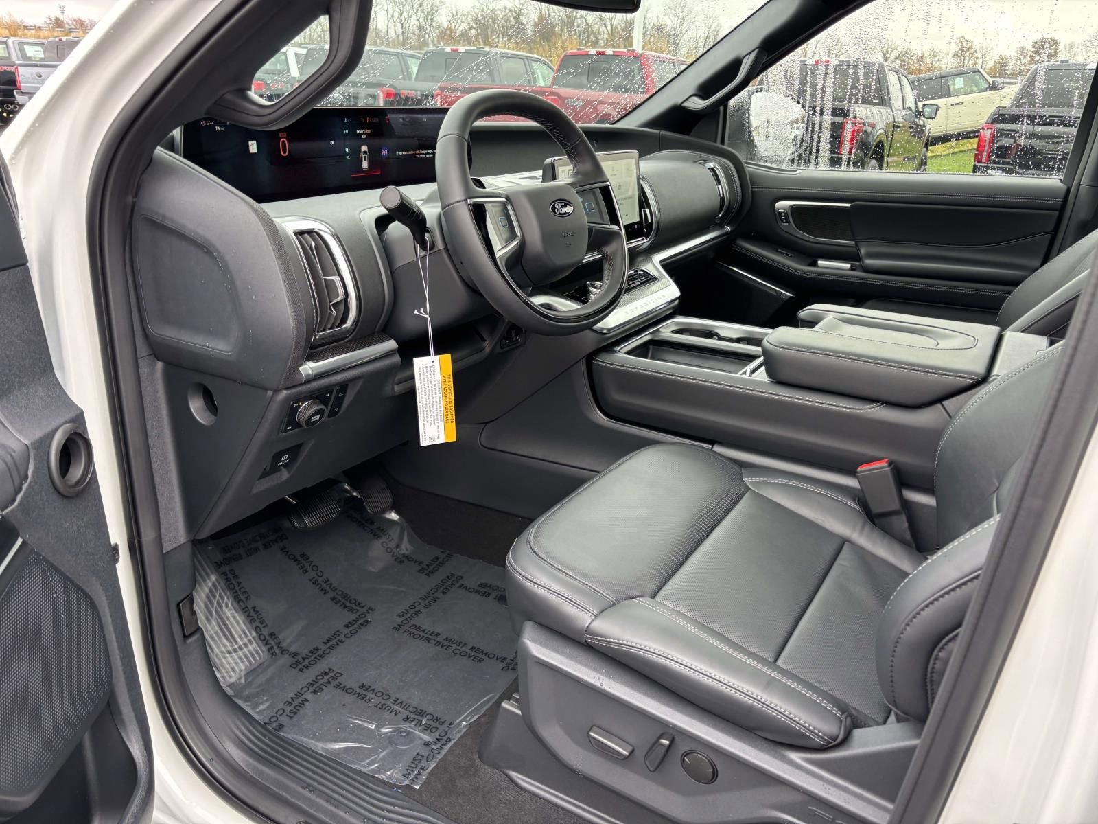 New 2025 Ford Expedition Max Platinum w/ Stealth Performance Package image 24