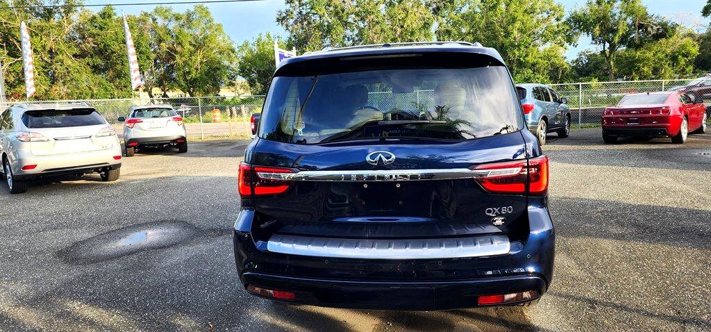 Used 2018 INFINITI QX80 Signature Edition w/ All Season Package image 13