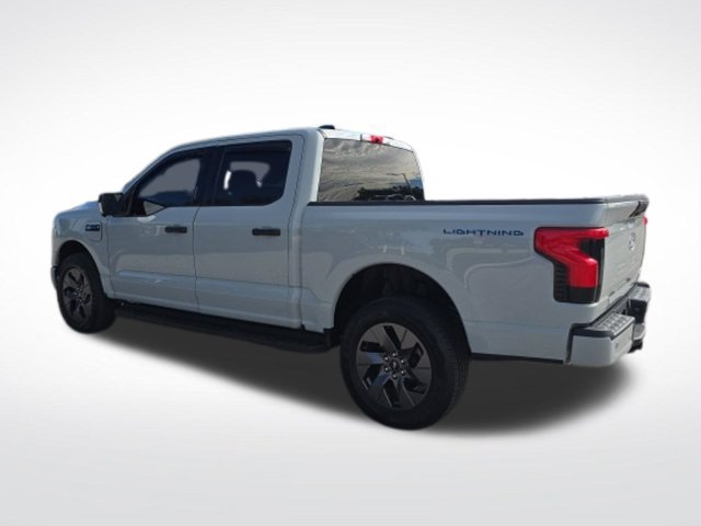 Used 2024 Ford F150 Lightning XLT AWD/4WD image 5