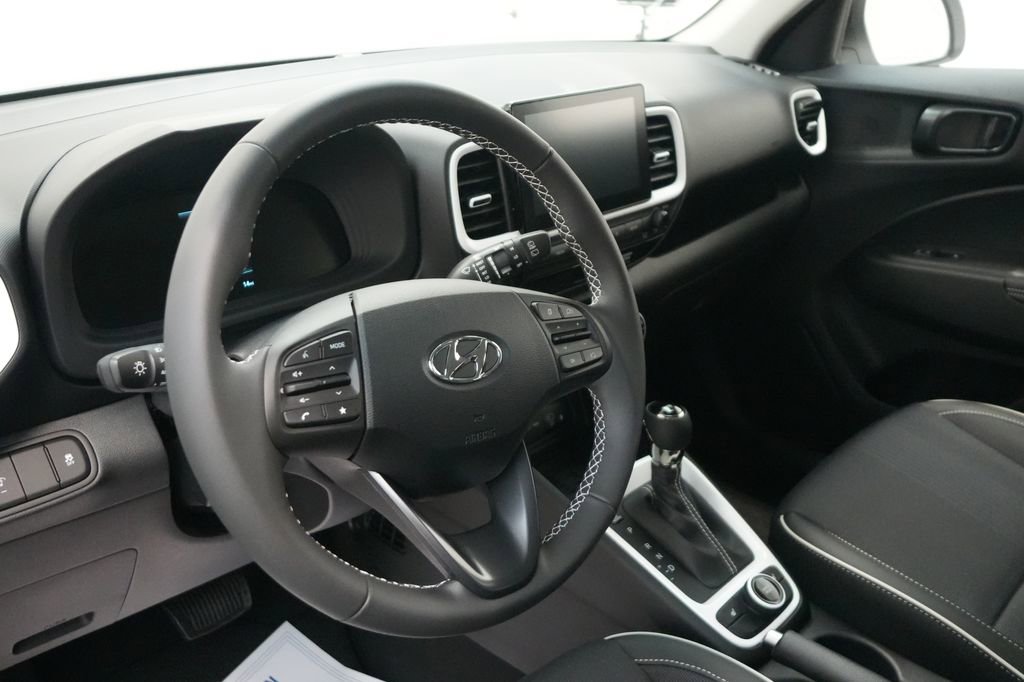 New 2026 Hyundai Venue SEL image 11
