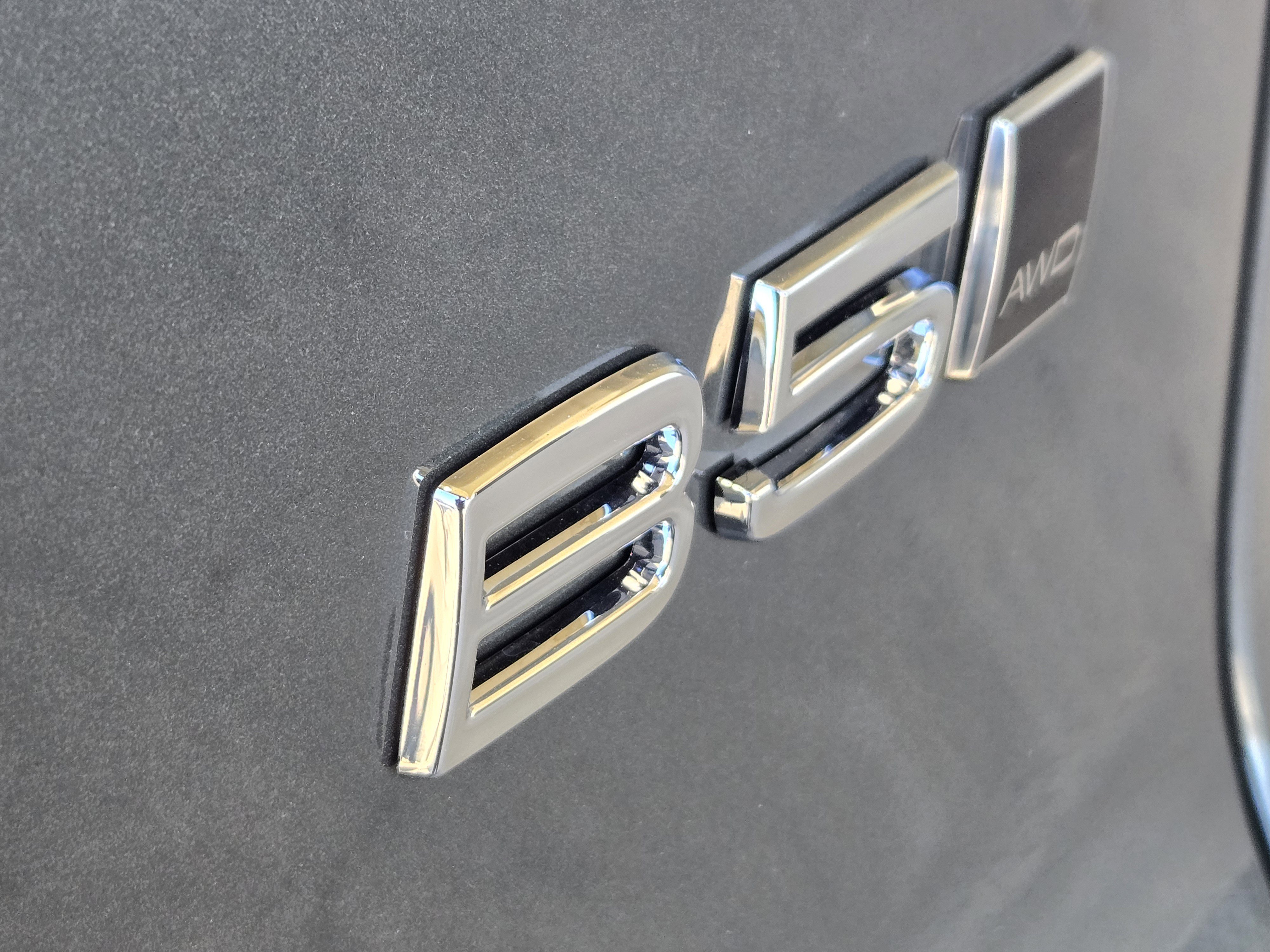 New 2026 Volvo XC40 B5 Ultra w/ Protection Package Premier image 15