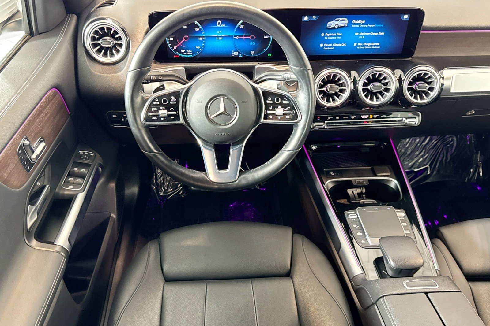 Used 2023 Mercedes-Benz EQB 300 4MATIC image 20