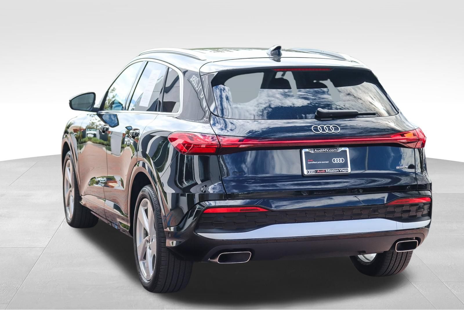 Certified 2025 Audi Q5 Prestige AWD/4WD image 5