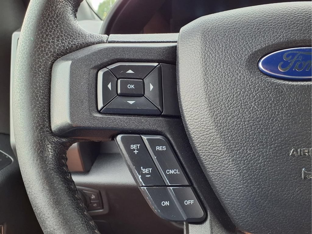 Used 2016 Ford F150 XLT w/ Equipment Group 302A Luxury AWD/4WD image 23