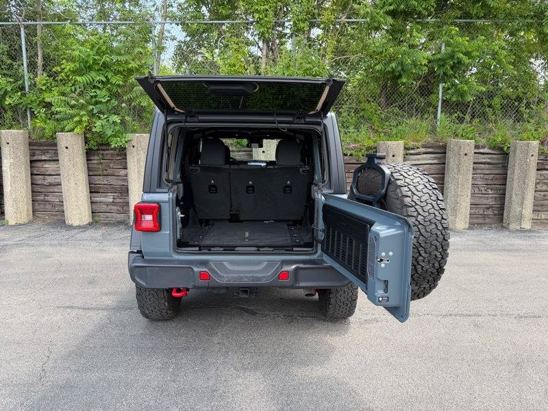 Used 2025 Jeep Wrangler Unlimited Rubicon AWD/4WD image 25